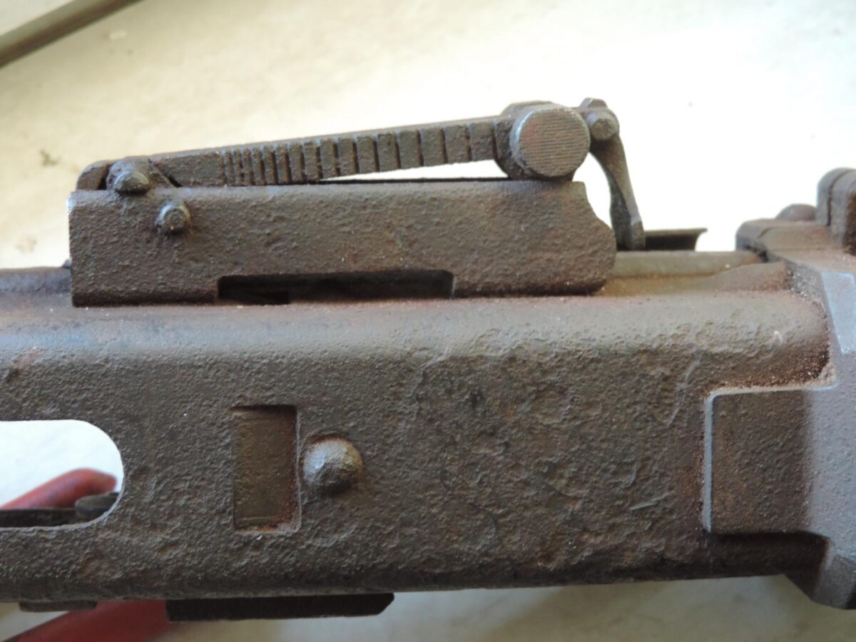 MG42 frühe Version ohne Fliegerkimme am Vsierhalter
